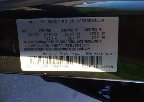 2005 Mazda 3 I z USA, uszkodzony, nr VIN JM1BK12F751313364